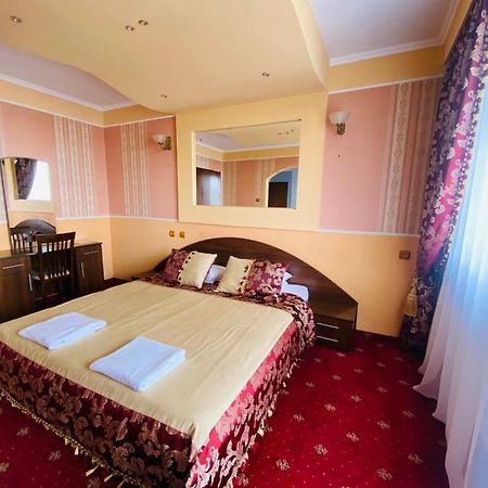 Intourist-Zakarpattia Hotel Uzhhorod Luaran gambar