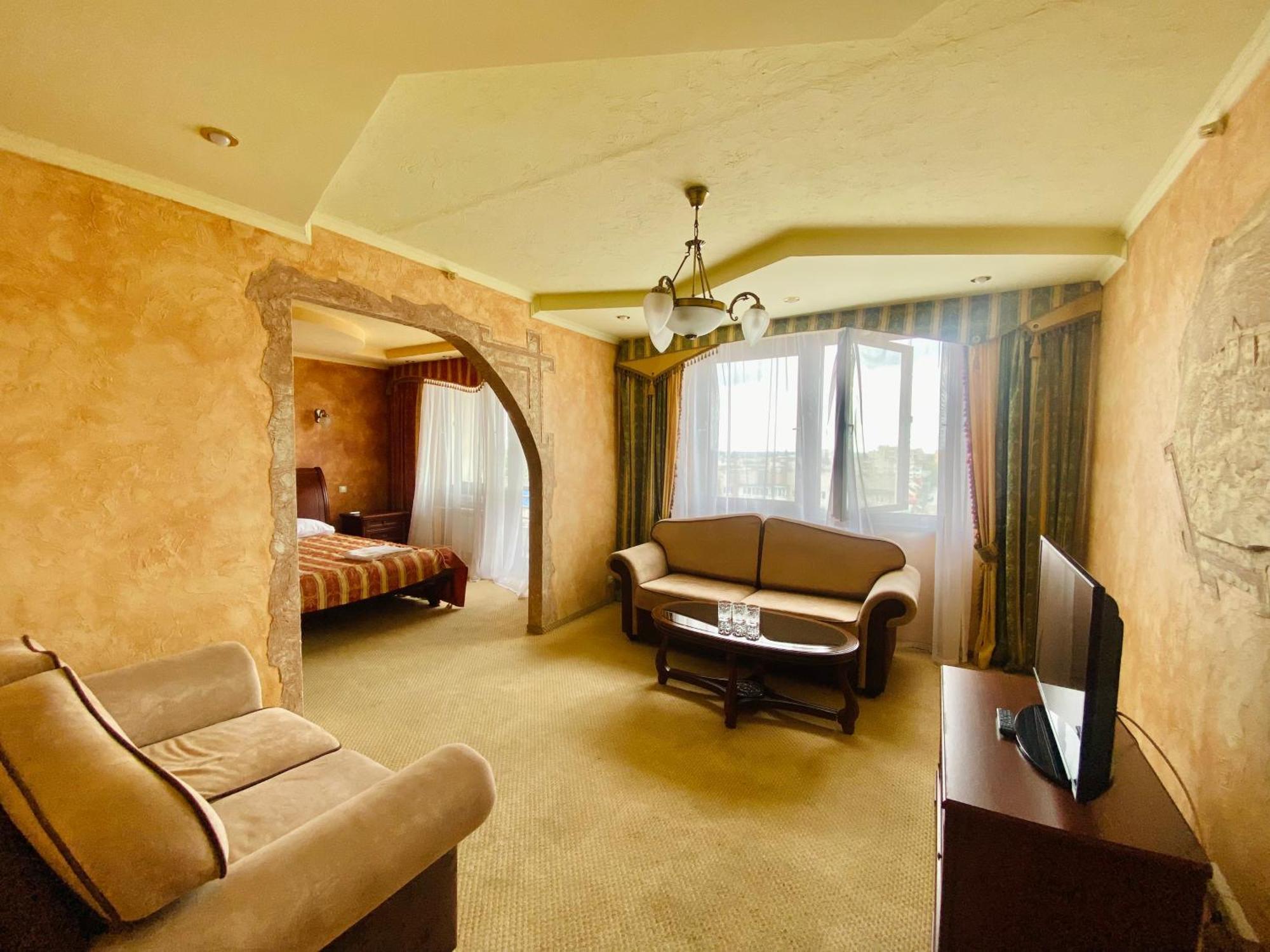 Intourist-Zakarpattia Hotel Uzhhorod Luaran gambar